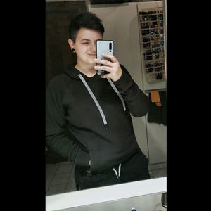 Meet your Posher, Alia